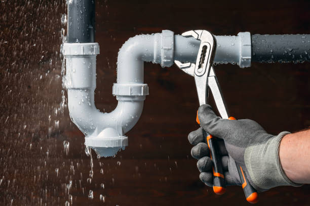 Professional Drain Cleaning technician working in Center Hill, FL